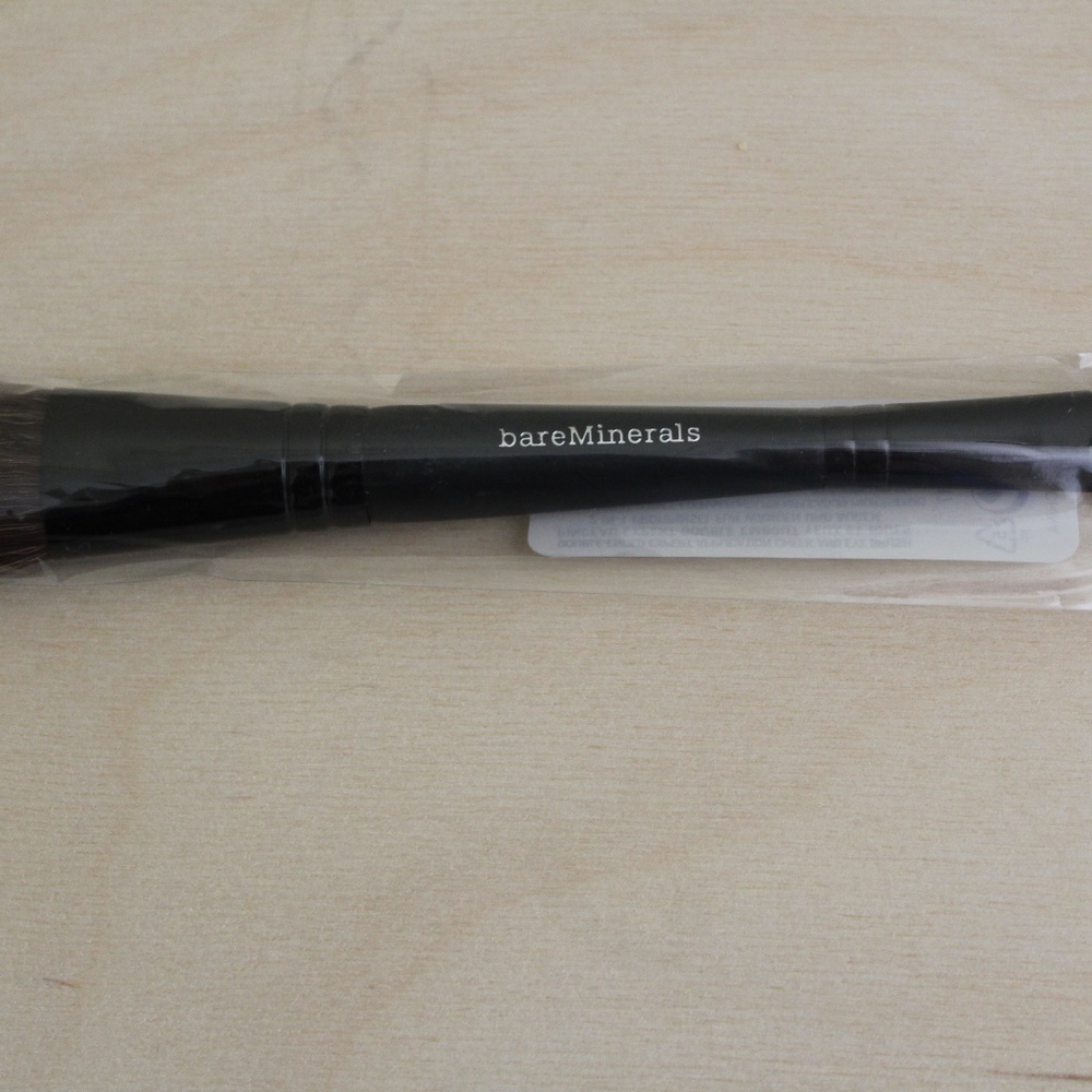 bareMinerals Double-Ended Cheek & Eye Brush